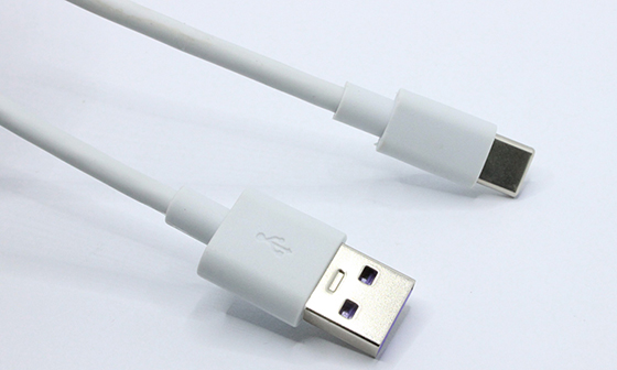 全兼容Type-C數(shù)據(jù)線(xiàn)