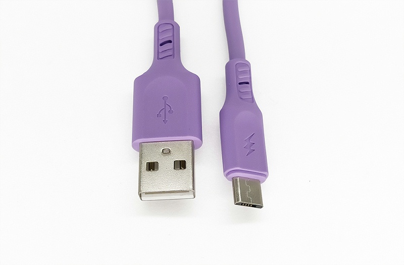 液態(tài)硅膠Micro數(shù)據(jù)線03