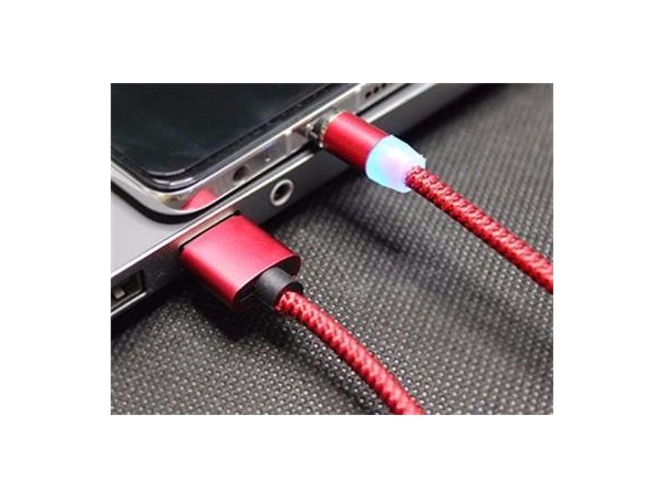 磁吸數(shù)據(jù)線(xiàn)是什么充電原理